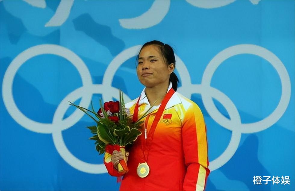 陈艳青|拒绝美国富商追求，奥运冠军嫁大21岁恩师，如今担任副局长