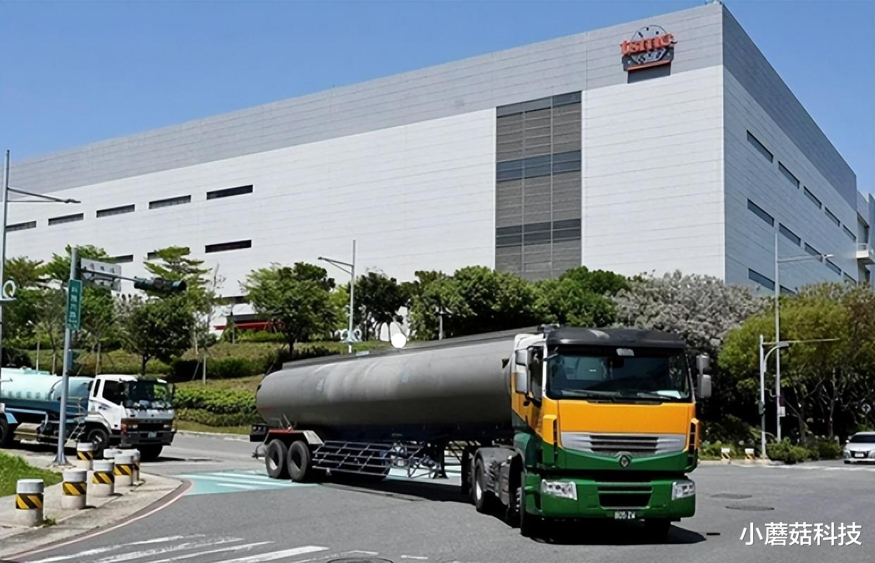 Java|闹剧结束了?台积电正式宣布,美媒:张忠谋把关键技术留在了本土