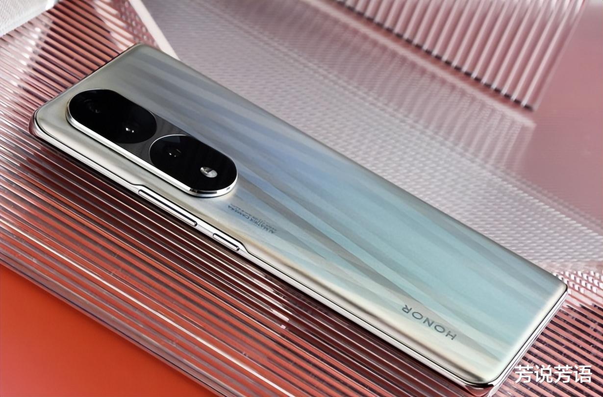 荣耀70pro|荣耀70Pro+评测：天玑9000+IMX800+100W，旗舰体验全面拉满
