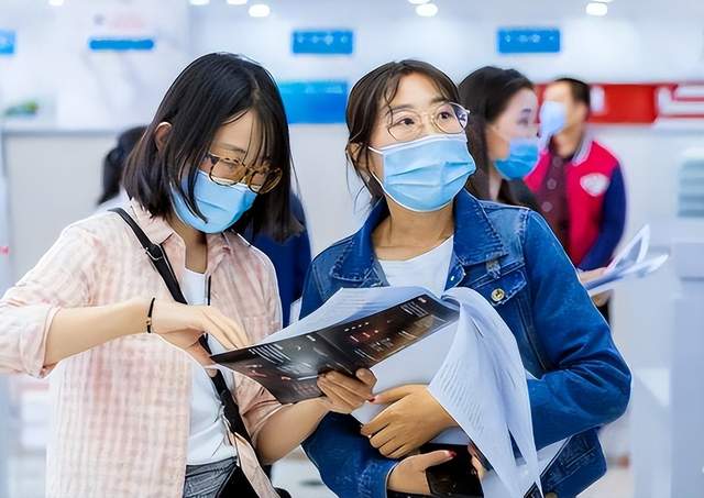 招聘|年薪20万起的中国烟草,95%的毕业生无法进入?这是因为什么呢?