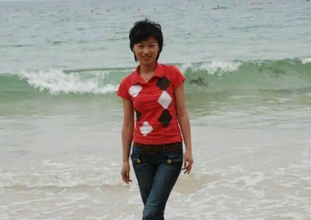 主持人|知名主持人魏笑：新婚24小时离世，丈夫至今独身，父母仍在思念