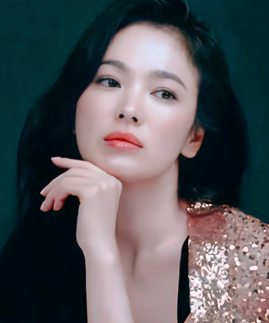 金智秀|韩国票选最美女演员，金智秀力压孙艺珍宋慧乔夺冠，你喜欢谁