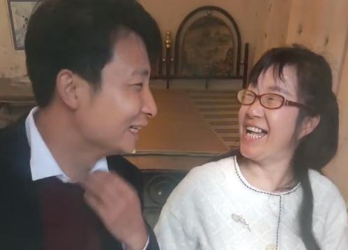 余秀华|余秀华、杨槠策闹剧升级！男方新女友两次轻生，余秀华回怼：活该