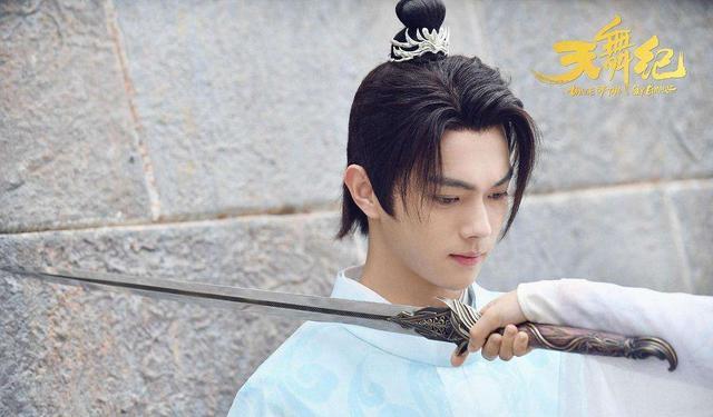 胡歌|明星仙侠剧大比拼，胡歌3部，赵丽颖4部，杨幂5部，郑业成最多6部