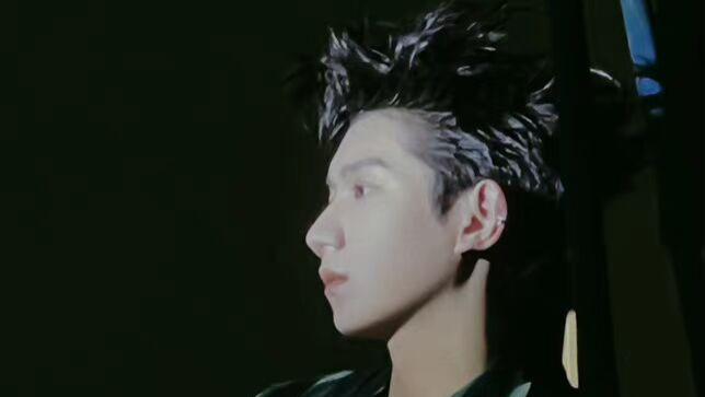 王源|王源分享专辑制作信息表，信息量巨大！