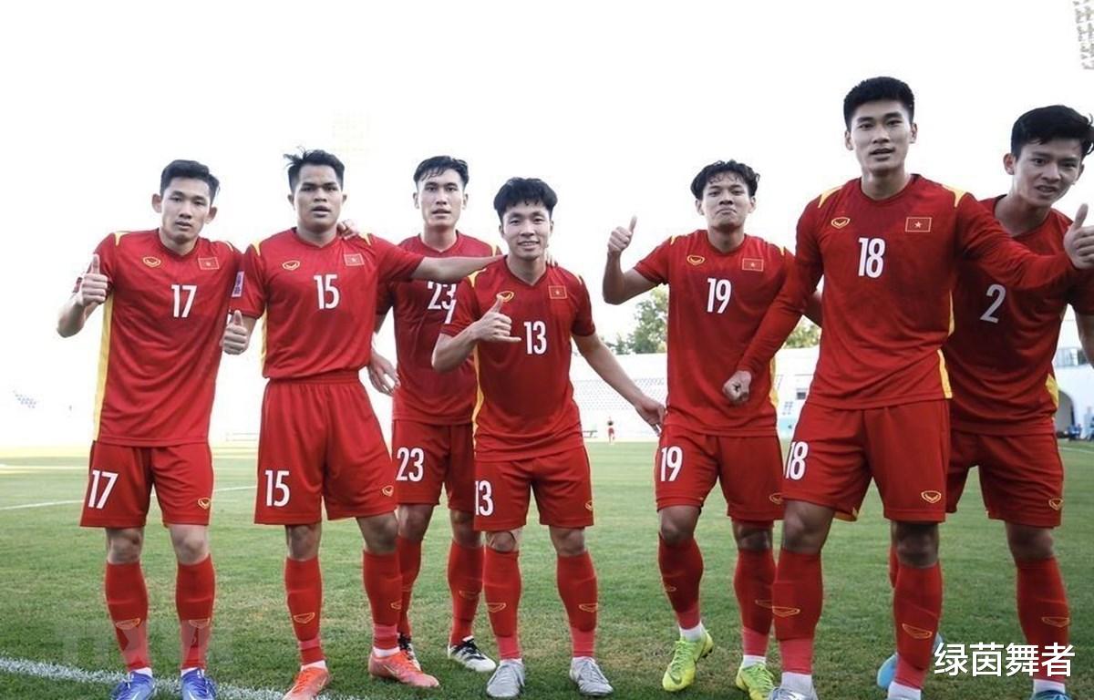 u23|伟大的2-0！越南足球再创历史，全队疯狂庆祝，期盼复制18年神迹