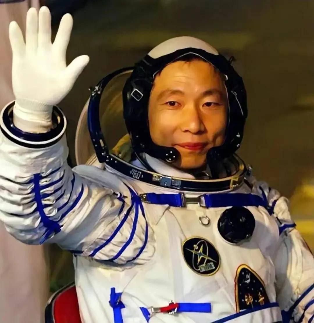 可喜可贺!航天第一人杨利伟,荣获一个新身份