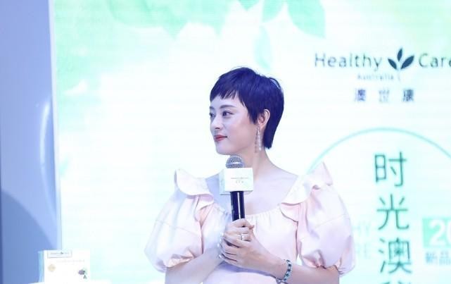 粉色|孙俪一看就是嫁给了幸福的样子，穿粉色的裙子也不俗气，反而很嫩