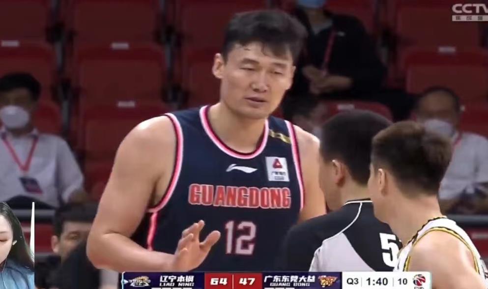 广东男篮|广东为何惨败？不怪杜锋，500万悍将让人失望，朱芳雨两签约成败笔