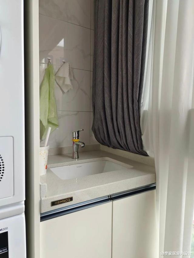 一家三口的新房,花35W装修现代简约风格,坚持电视墙不做造型!