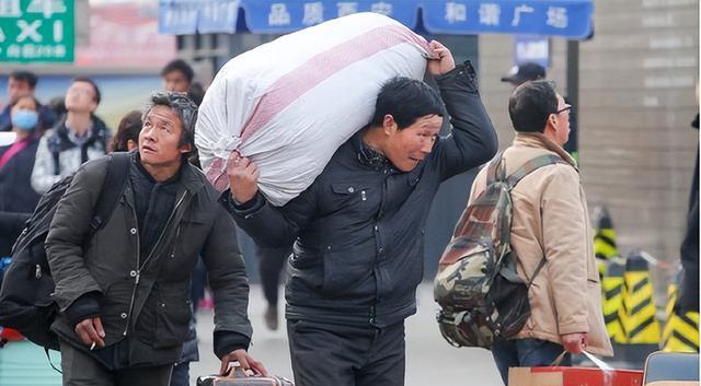 求职|“返乡潮”再次来袭?未来2个月,这2类人可能“集体返乡”?