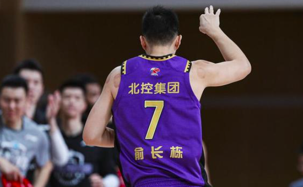 北控男篮|暗示离队？CBA顶薪先生社媒发文意味深长，昔日队友欲招募他进队