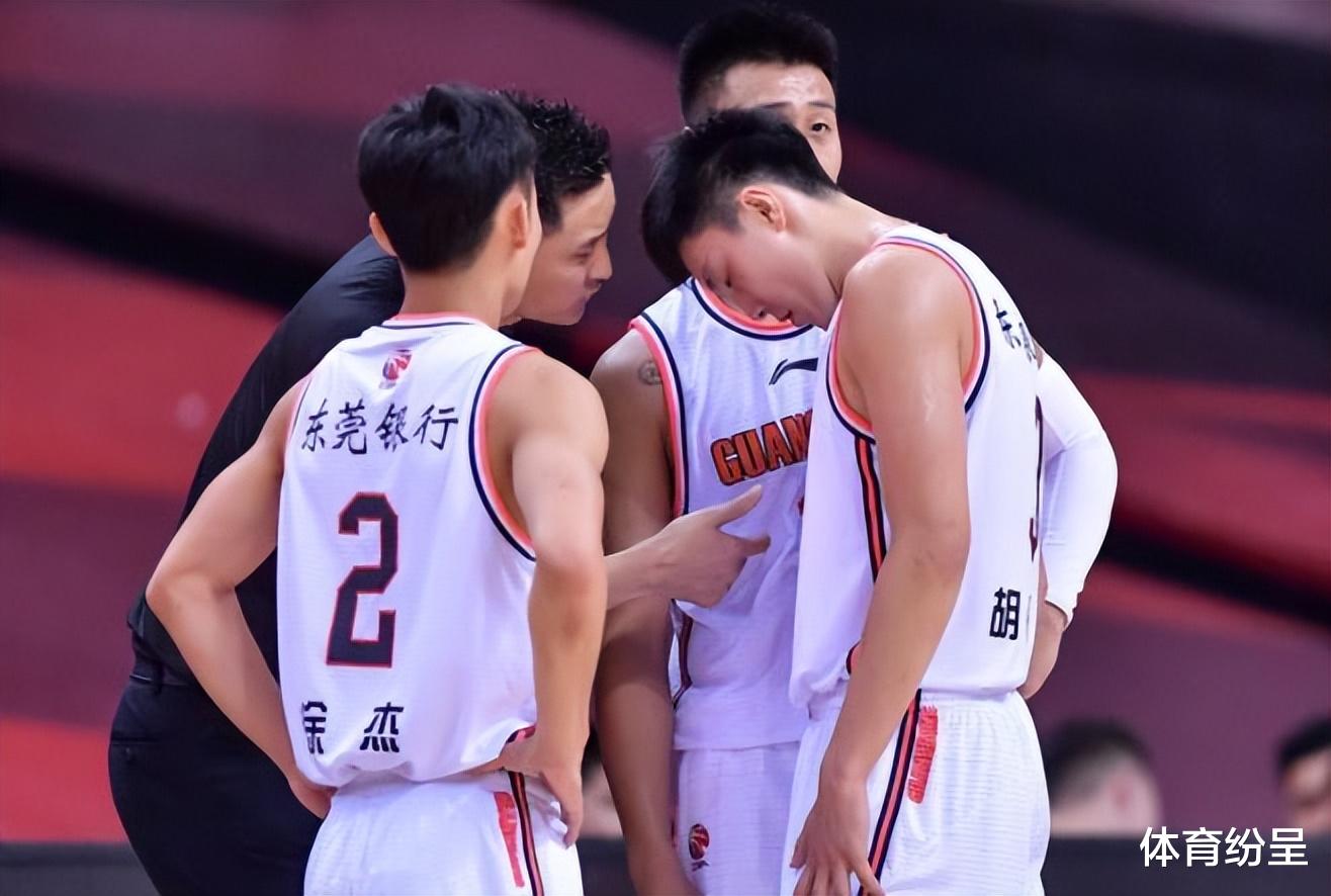 广东男篮|尘埃落定！广东宏远5大核心留队，神射手或离队，新“三少”合体