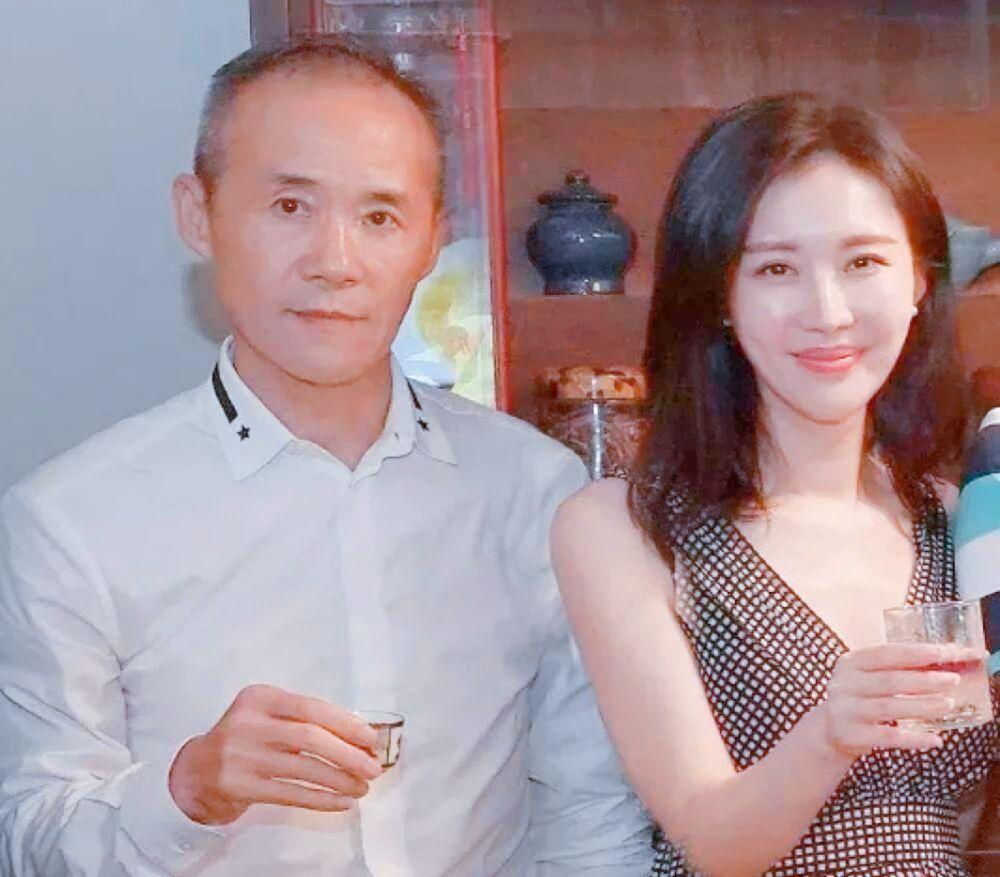 田朴珺|王石:二婚娶小30岁女演员田朴珺,69岁老来得女,英雄难过美人关