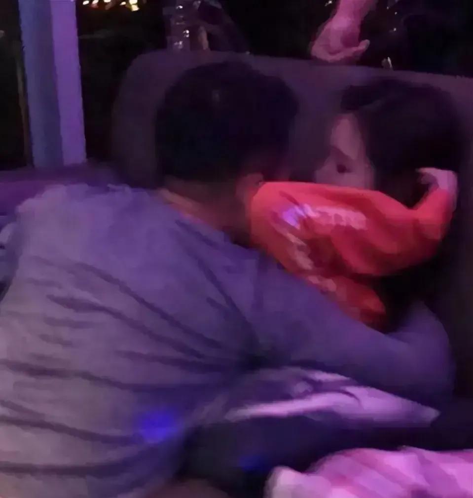 窦骁|汪小菲发文认错,对大s称呼变化看出内心状态,是认怂还是明智?