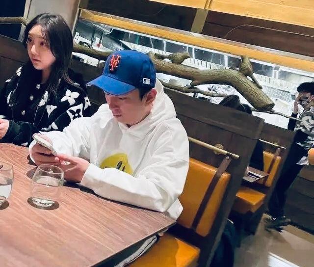 王思聪|王思聪恐怕又要失望了?还以为慎婕会与众不同,终究和前任一个样