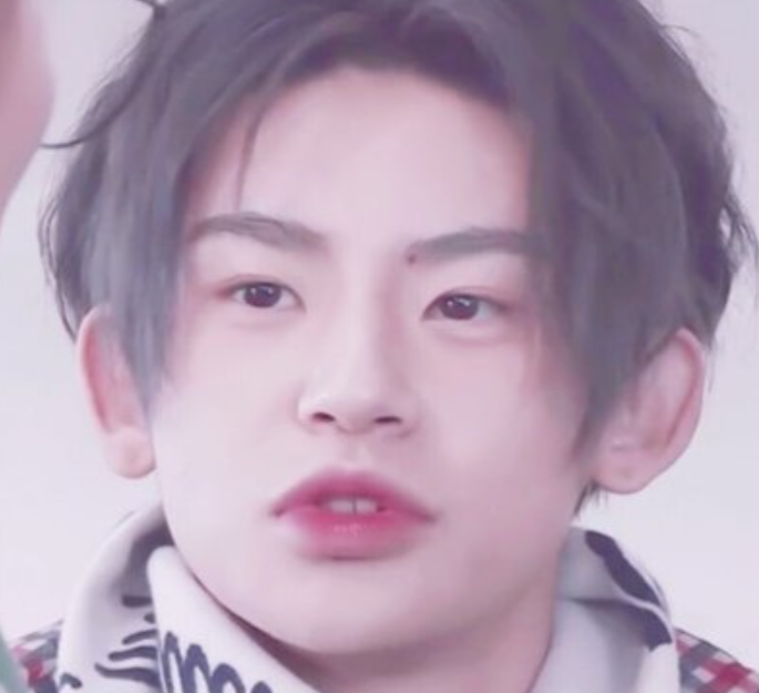 杨迪|10位“眉心长痣”的演员，有的凶有的美有的心机重，命运却各不相同