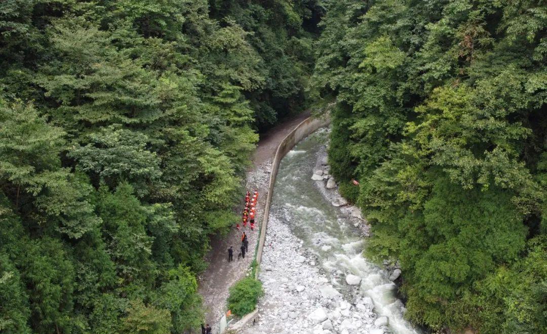 四川彭州惨遭山洪大爆发，已致多人死亡，为何会突然猛烈爆发？