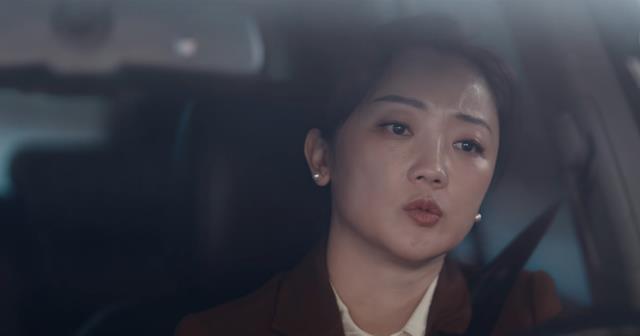 靳东|开播就是第一，靳东《林深见鹿》一出手，职场剧的天花板，就有了