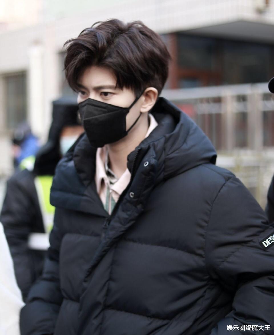 央视春晚|向流量低头的央视春晚,迎合了热度丢掉了口碑