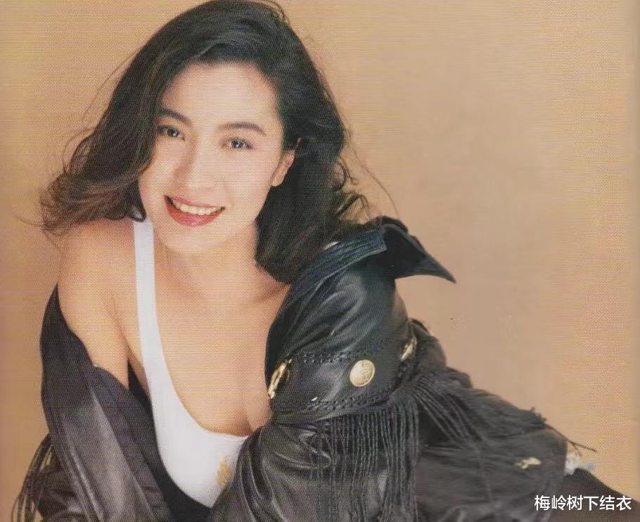 杨紫琼|60岁的杨紫琼依然“宝刀不老”，她是无可争议的“功夫皇后”