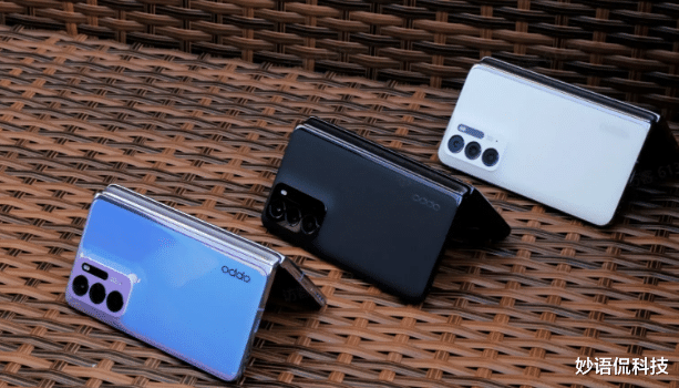 折叠屏|发布三个月供不应求,12GB+512GB,折叠屏旗舰价格良心