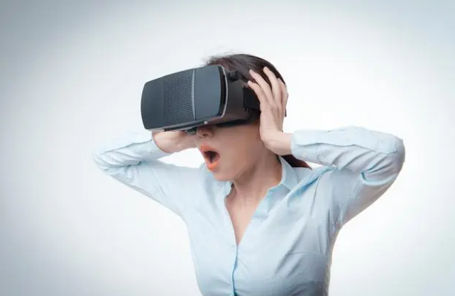 戴VR眼镜真的会头晕么？说一说实际体验感受