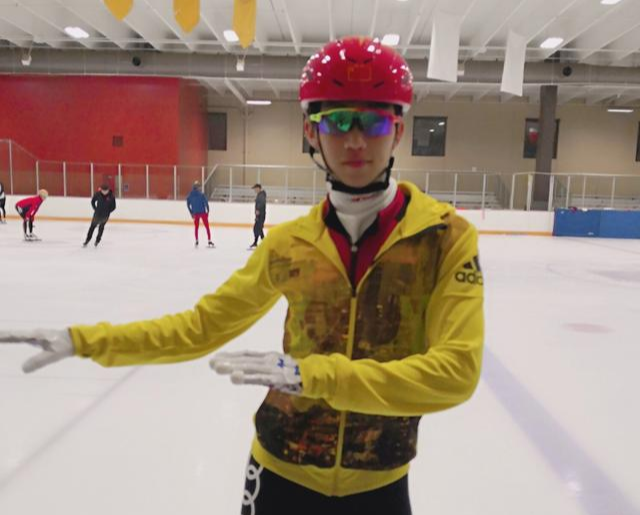 短道速滑|冲上热搜!21岁短道速滑小将出卖队友,撩女粉丝,辜负国家队栽培