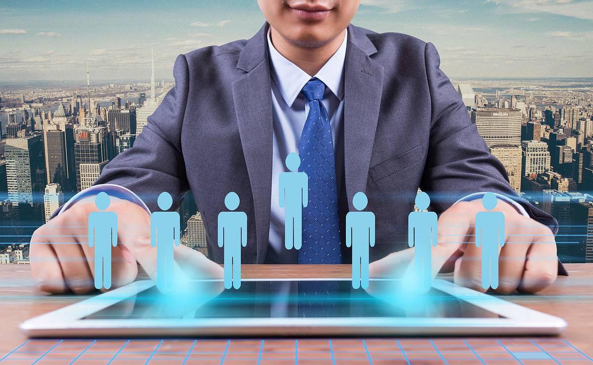 |而职场新人为什么容易发生这样的情况？