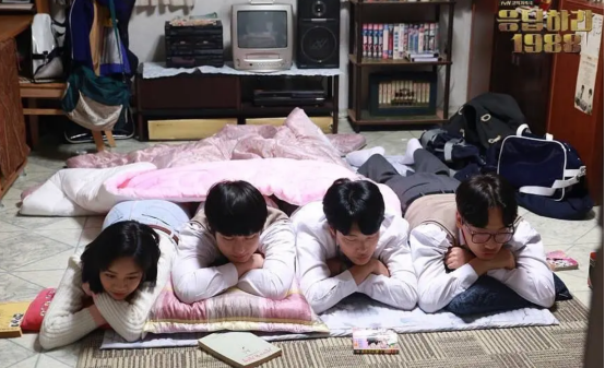 请回答1988|《请回答1988》：故事发生在首尔市道峰区双门洞，一切在这里呈现