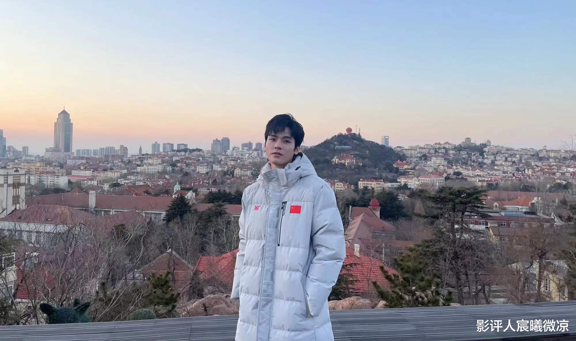 龚俊|龚俊：四次登上快本，镜头越来越多，录完节目与粉丝互动很暖心