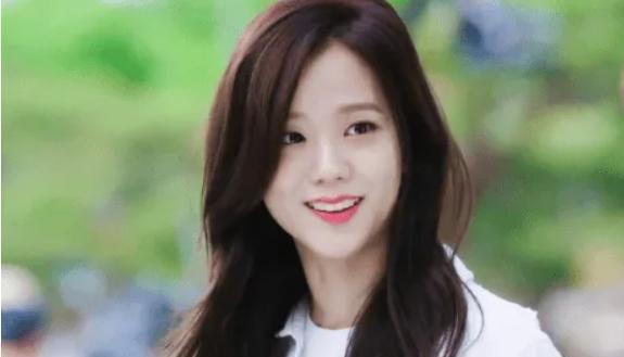 金惠允|被金智秀夺走女主，演了40次配角的金惠允，都经历了啥？