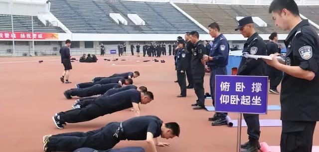 应届生|又一铁饭碗在4月公开招聘，五险二金福利好，应届生却直言被劝退