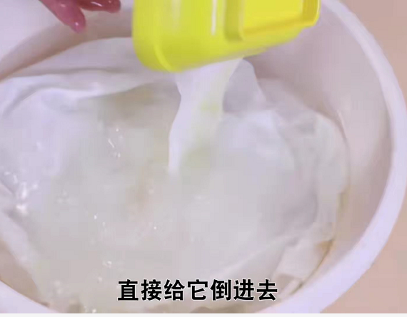 每次洗衣服,在水里放它,脏衣服轻松搞定,学到就是赚到,学学