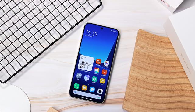小米科技|小米13首发体验,直屏旗舰为什么说只有它能抗衡iPhone