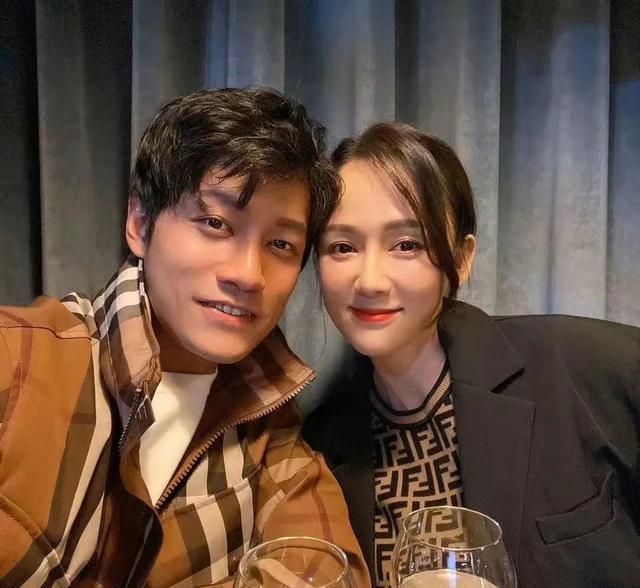 陈乔恩|娱乐圈6对姐弟恋，陈乔恩艾伦综艺牵手，陈晓陈妍希因戏结缘