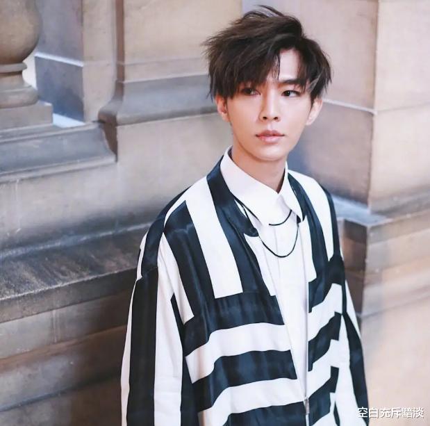 田馥甄|Hebe田馥甄歌曲被下架,Ella和Selina反复上线,但不表态不回应