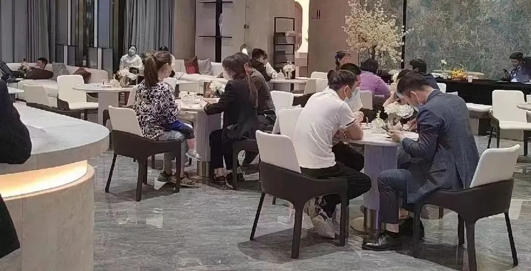 |年薪20萬+也有煩惱？高新“售姐”的喜與憂