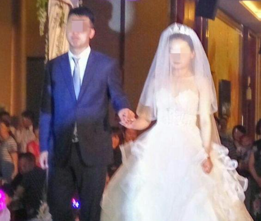 案例:女子与情人偷欢,过程中丈夫打来电话,误按接听键引发血案