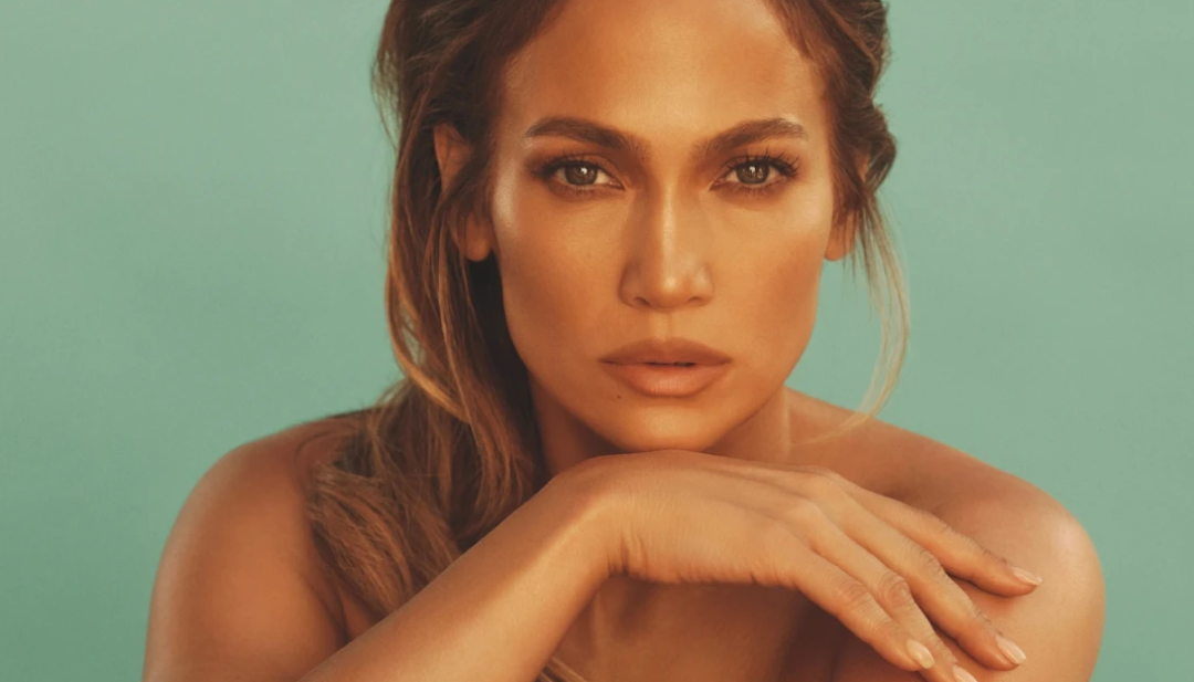 詹妮弗·洛佩兹|詹妮弗·洛佩兹大婚，全果品牌海报惊现洛杉矶日落大道