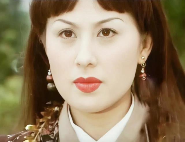 刘亦菲|武侠剧那些“第一美人”，刘亦菲、董璇、傅明宪，谁虚有其名？谁名副其实？