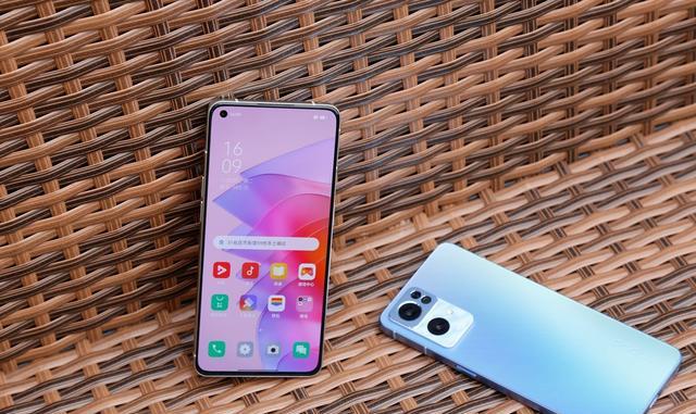 oppo|OPPOReno8Pro进入试产,首搭天玑8100,硬核实力变强