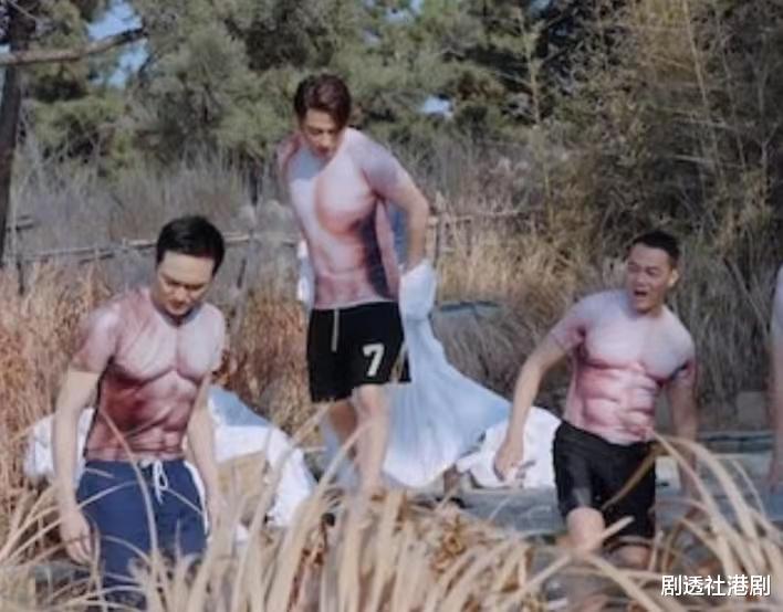 吴卓羲|好圆润!港圈知名男神节目湿身后暴露身材,大肚腩被指内地伙食好