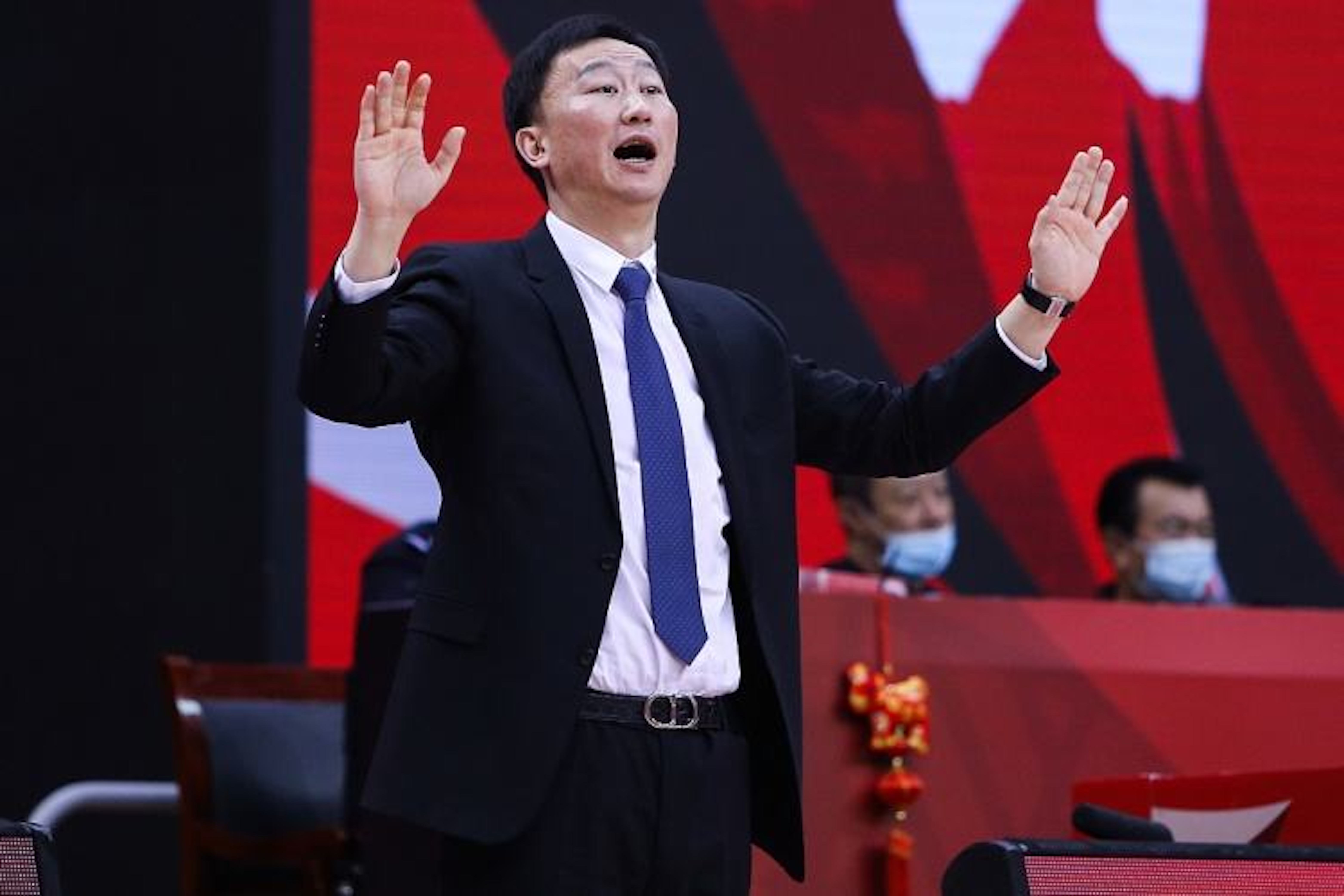 刘维伟|CBA下课第5帅，第3迅速就业，第4最惨，第3和第5下课公告成八股文