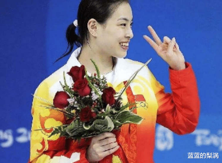 吴敏霞|?吴敏霞晒孕晚期写真照发出,气场十足,二胎名字曝光