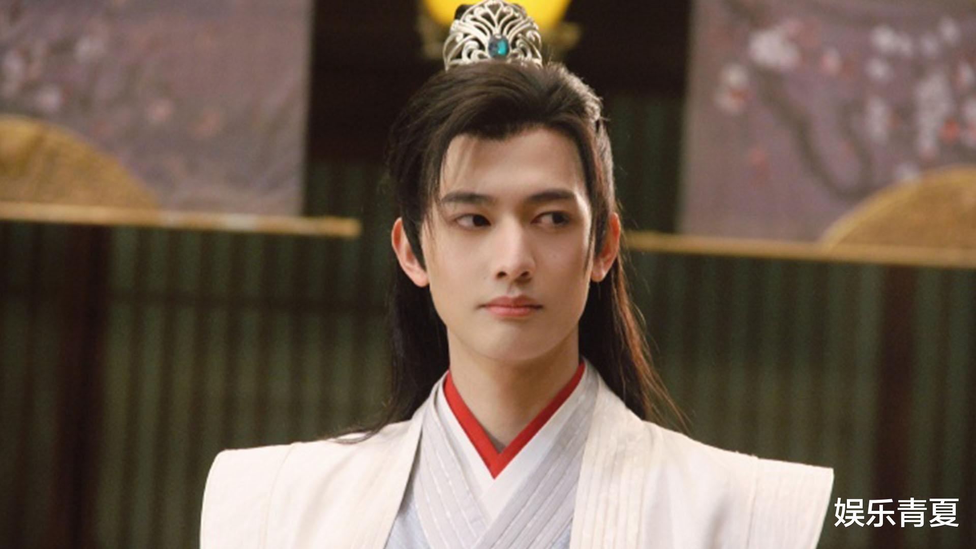 甘望星|甘望星晒横店vlog，戏里古装翩翩贵公子，戏外日常搞怪又可爱！