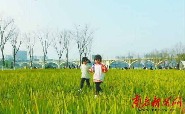 暖阳好晒 莫让皮肤受伤