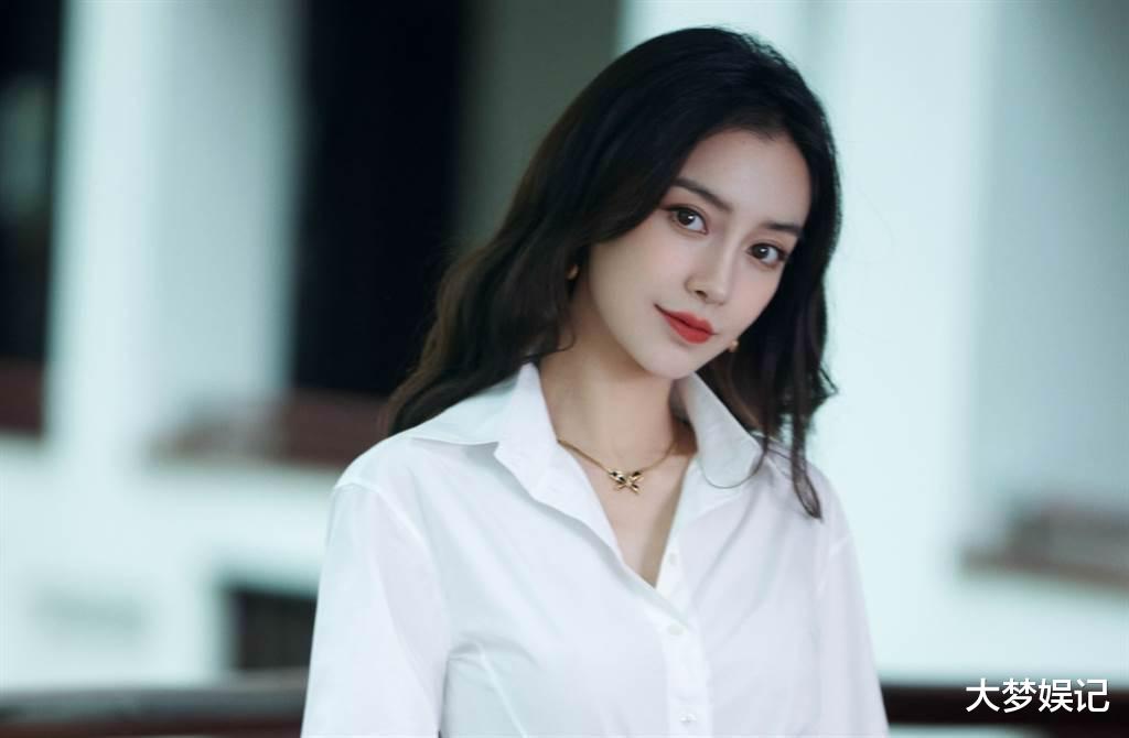 Angelababy|不甩吸烟风波 Angelababy零P图近况「以为童话公主」