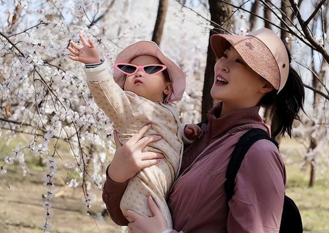 惠若琪|还记得排球女神惠若琪吗？退役后生活幸福美满，堪称人生赢家