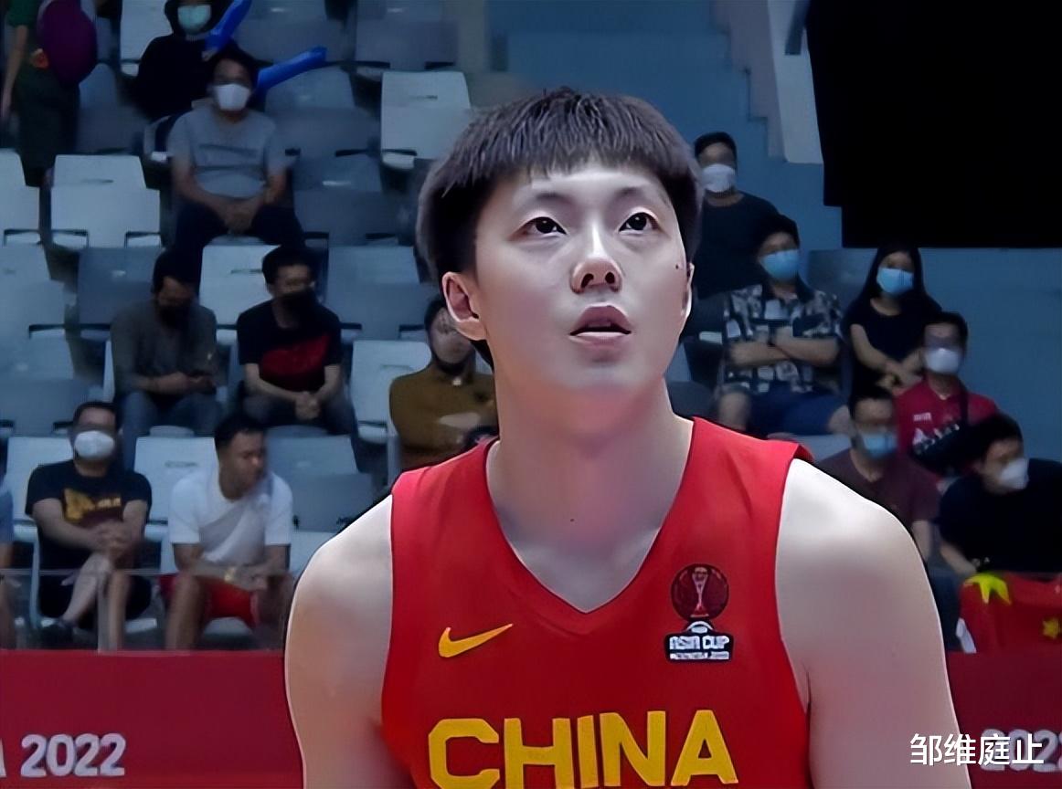 中国男篮|中国男篮击败台北队，与东道主争八强，若赢球将面对战力榜NO.2